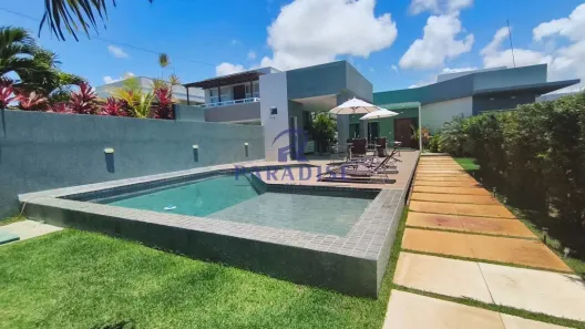 Casa com 5 Quartos à venda, 330m² no Guarajuba (Monte Gordo), Camaçari