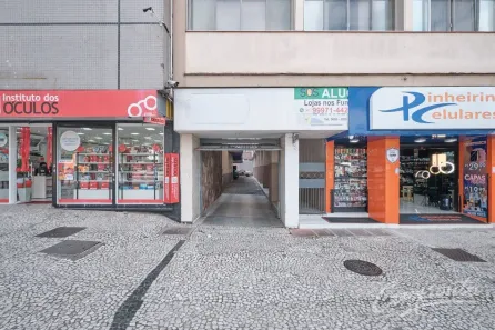Ponto Comercial para alugar, 174m² no Centro, Curitiba