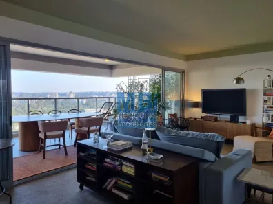 Apartamento com 3 Quartos à venda, 155m² no Vila Sofia, São Paulo