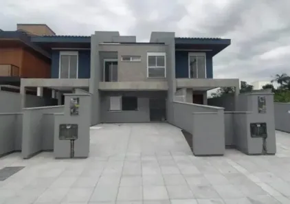 Casa com 3 Quartos à venda, 132m² no Campeche, Florianópolis