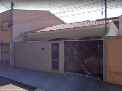 Casa com 3 Quartos à venda, 139m² no Jardim Jequitibá, Presidente Prudente