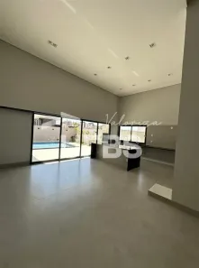 Casa de Condomínio com 4 Quartos à venda, 231m² no Laranjeiras, Uberlândia