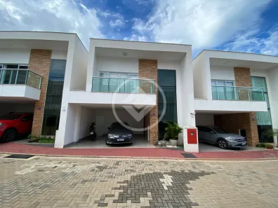Casa de Condomínio com 3 Quartos à venda, 158m² no Jardim Vitória, Goiânia