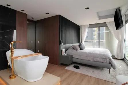 Apartamento com 3 Quartos para alugar, 167m² no Jardim das Acácias, São Paulo