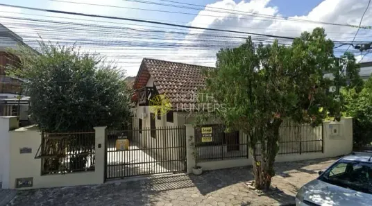 Casa com 3 Quartos à venda, 264m² no Saguaçu, Joinville