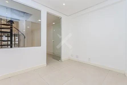 Sala Comercial à venda, 56m² no Rio Branco, Porto Alegre