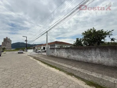 Lote/Terreno à venda, 360m² no Centro, Biguaçu