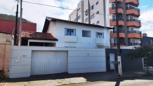 Casa com 4 Quartos à venda, 220m² no Boa Vista, Londrina