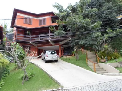 Casa de Condomínio com 4 Quartos à venda, 400m² no Badu, Niterói