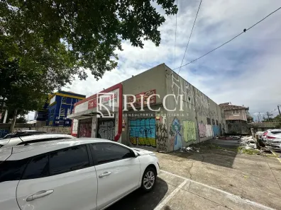 Galpão/Depósito/Armazém à venda, 586m² no Encruzilhada, Santos