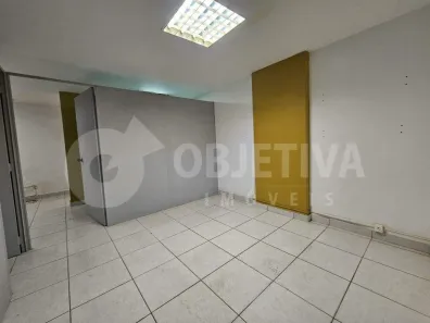 Sala Comercial para alugar, 42m² no Centro, Uberlândia