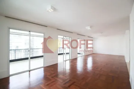 Apartamento com 4 Quartos para alugar, 250m² no Vila Uberabinha, São Paulo