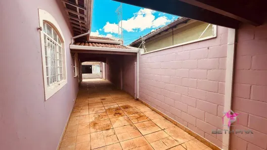 Casa com 2 Quartos à venda, 190m² no Jardim Santa Rita, Leme