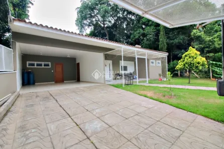 Casa de Condomínio com 4 Quartos à venda, 324m² no Vila Nova, Porto Alegre