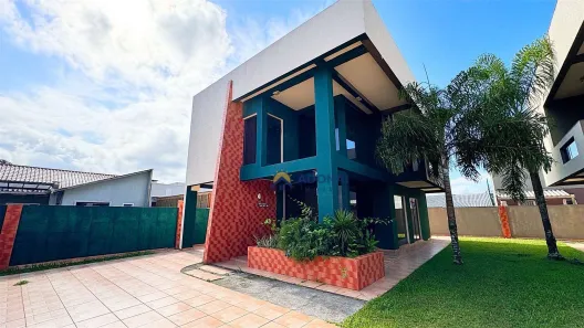 Sobrado com 3 Quartos à venda, 187m² no Balneario Eliana, Guaratuba