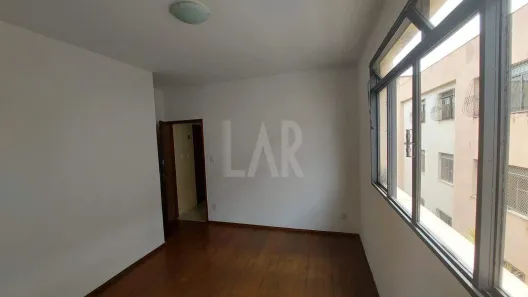 Apartamento com 3 Quartos para alugar, 92m² no Coração Eucarístico, Belo Horizonte