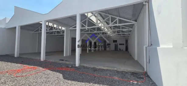Galpão/Depósito/Armazém para alugar, 702m² no Jardim das Orquídeas, Jundiaí