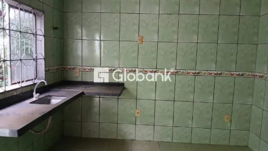 Casa com 4 Quartos à venda, 115m² no Alterosas, Montes Claros