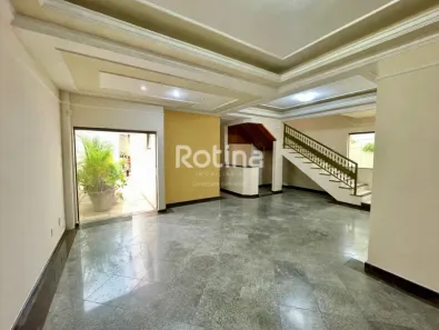 Casa com 5 Quartos à venda, 270m² no Vigilato Pereira, Uberlândia