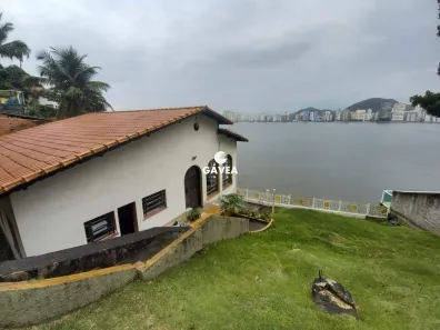 Casa com 3 Quartos à venda, 253m² no Parque Prainha, São Vicente