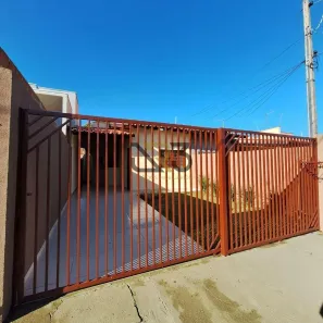 Casa com 3 Quartos à venda, 56m² no Colúmbia, Londrina