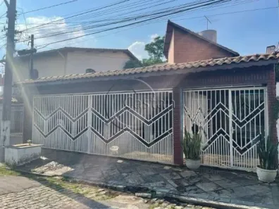 Sobrado com 3 Quartos à venda, 248m² no Jardim Ibitirama, São Paulo