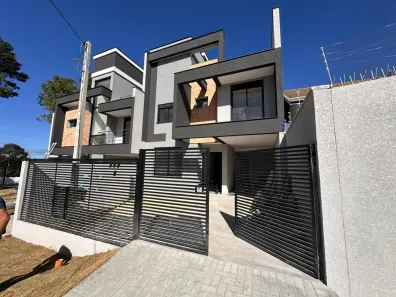 Sobrado com 3 Quartos à venda, 140m² no Xaxim, Curitiba