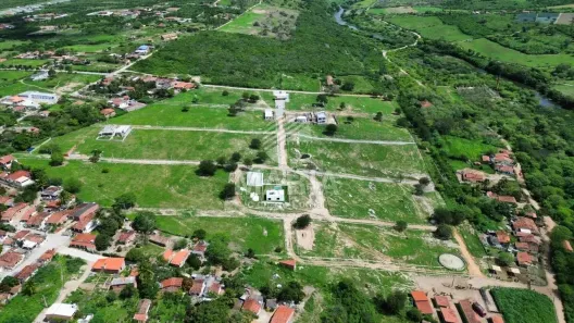 Lote/Terreno à venda, 330m² no Povoado Insurreição, Sairé