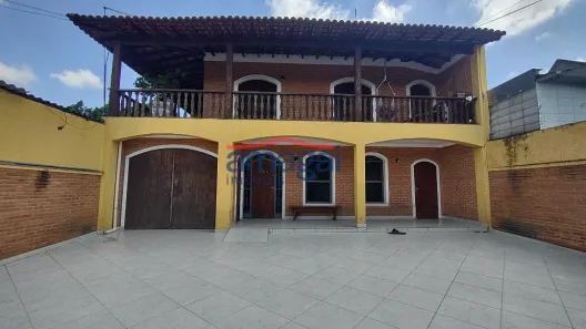 Imóvel Comercial para alugar, 200m² no Jardim Santa Maria, Jacareí