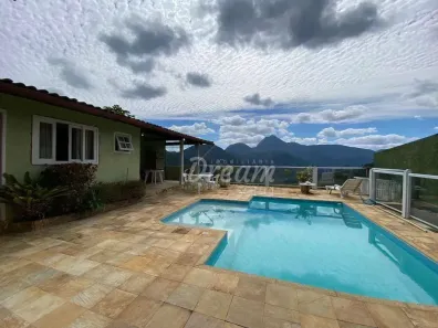 Casa de Condomínio com 4 Quartos à venda, 110m² no Cuiabá, Petrópolis