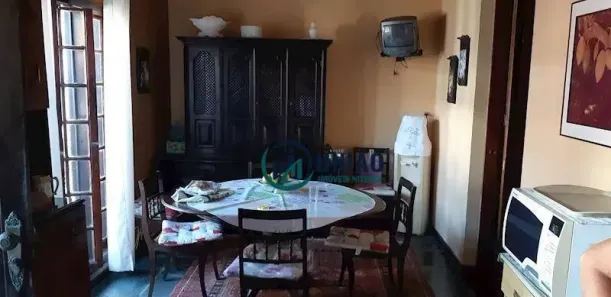 Casa com 4 Quartos à venda, 220m² no Piratininga, Niterói