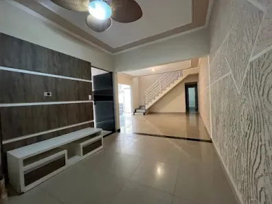 Sobrado com 3 Quartos à venda, 174m² no Parque Residencial Jaguari, Americana