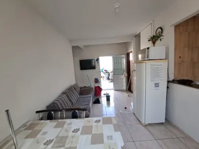 Casa de Condomínio com 2 Quartos para alugar, 49m² no Glória, Belo Horizonte