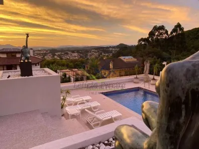 Casa de Condomínio com 6 Quartos para venda ou aluguel, 850m² no Alphaville, Santana de Parnaíba