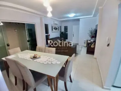 Casa com 3 Quartos à venda, 120m² no Jardim Holanda, Uberlândia