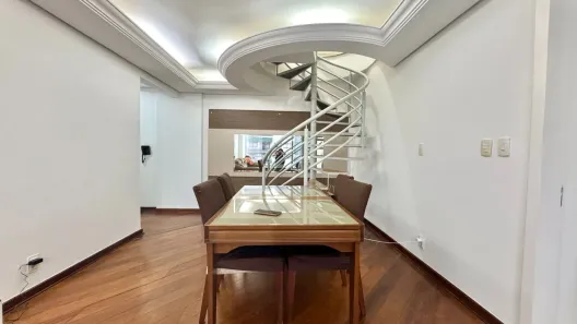 Apartamento com 3 Quartos à venda, 208m² no Agronômica, Florianópolis
