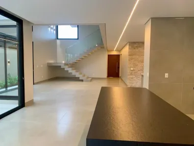 Casa de Condomínio com 4 Quartos à venda, 367m² no Jardim Sul, Uberlândia