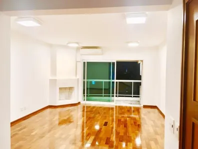 Apartamento com 3 Quartos para alugar, 160m² no Aclimação, São Paulo