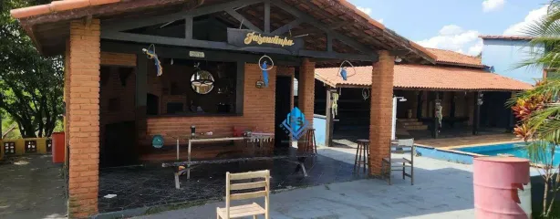 Fazenda/Sítio com 9 Quartos à venda, 800m² no , Alumínio