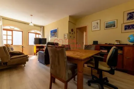 Apartamento com 2 Quartos à venda, 77m² no Centro, Florianópolis