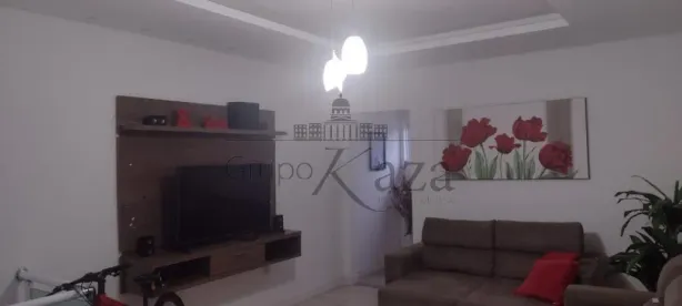 Casa com 2 Quartos à venda, 120m² no Parque Santo Antônio, Jacareí