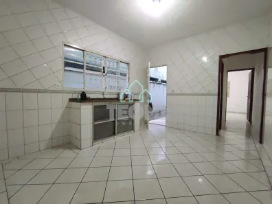 Casa com 2 Quartos para alugar, 67m² no Jardim Gurilândia, Taubaté