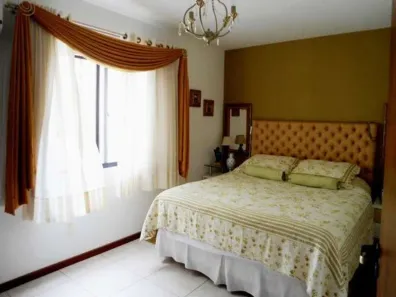 Apartamento com 2 Quartos para alugar, 80m² no Centro, Balneário Camboriú