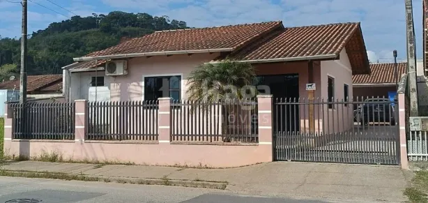 Casa com 3 Quartos à venda, 142m² no Dom Joaquim, Brusque