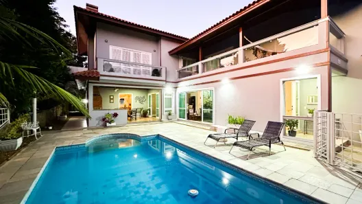 Prédio Residencial com 6 Quartos para venda ou aluguel, 540m² no Residencial Morada das Estrelas (Aldeia da Serra), Barueri