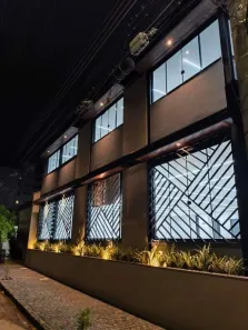 Prédio Comercial para alugar, 382m² no Martins, Uberlândia