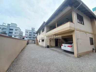 Casa com 6 Quartos à venda, 300m² no Santa Rita, Brusque