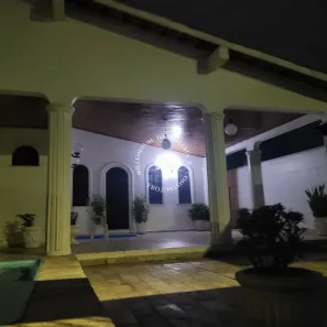 Casa com 4 Quartos para alugar, 422m² no Parque 10 de Novembro, Manaus