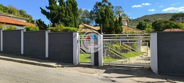 Casa com 6 Quartos à venda, 800m² no , Caeté