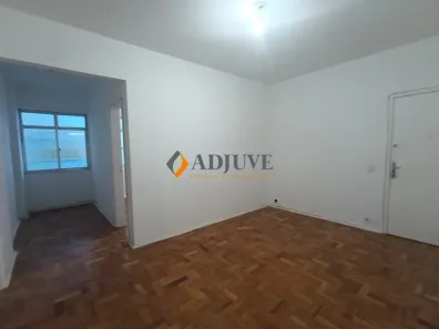 Apartamento com 2 Quartos para alugar, 65m² no Centro, Petrópolis